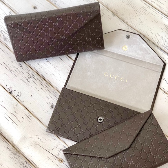 Gucci Accessories - Gucci Sunglasses case